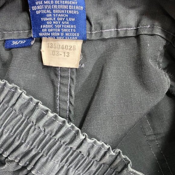 Propper Ripstop Cargo Pants Men's Size 36x32 Faded Black Work Pockets Utility - Picture 4 of 16